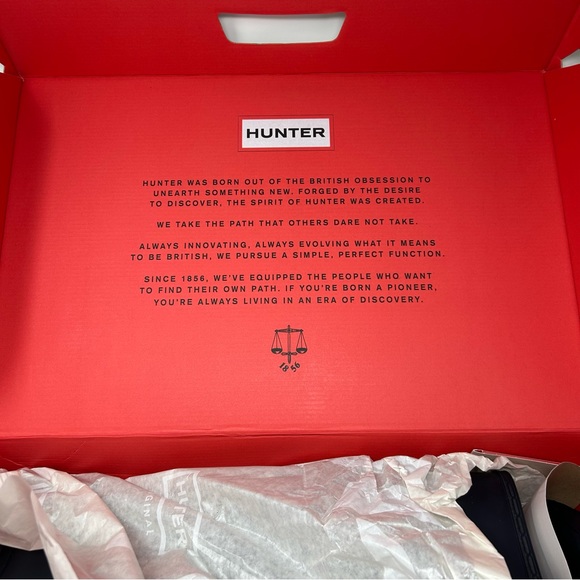 HUNTER Navy Original Tall Rainboots Size 8 &10 Available Brand New - Picture 3 of 8